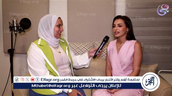 كارمن سليمان: ” أنغام اختارتني أقدم سيرتها الذاتية.. ونفسي أعمل دويتو مع تامر حسني” – المربع