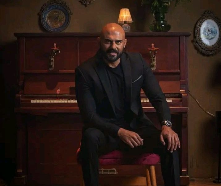 خاص| أحمد صلاح حسني ينضم لقائمة النجوم المشاركين في دراما رمضان 2025 – المربع